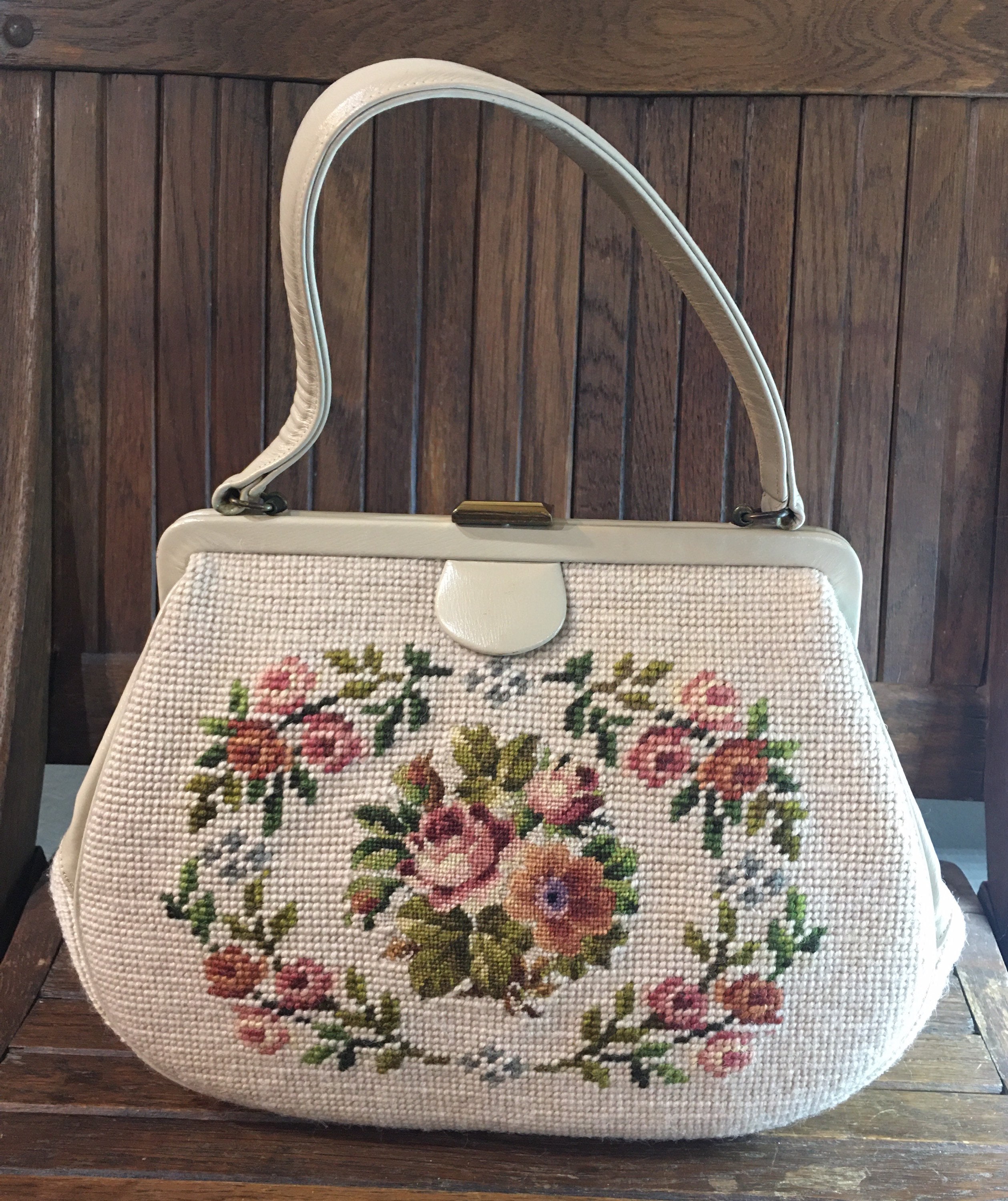Vintage needlepoint purse 1950s in near perfect condition | Etsy