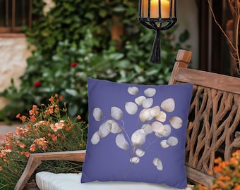 Funda de almohada Lunaria Periwinkle, estampado bohemio de flores moradas con monedas, con múltiples opciones