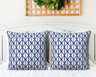 BLUE SHIBORI DIAMOND Line Pattern Pillow Cover, Oreillers imprimés Shibori, Housses d’oreiller Indigo Blue & White, Décor de chambre Boho côtier
