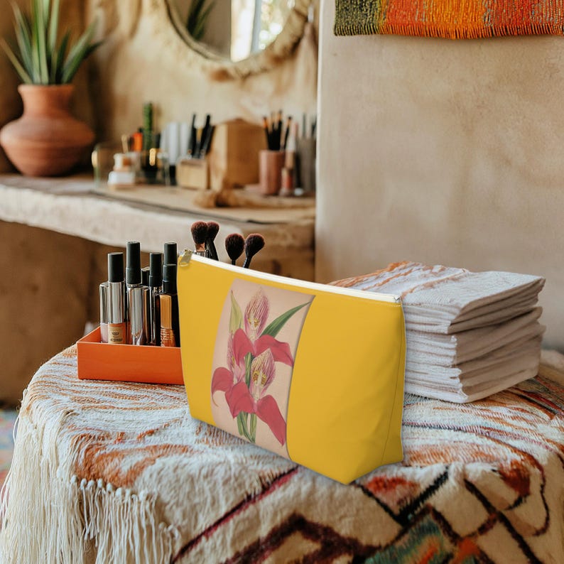 The Bohemian Lark Accessory Pouch - Thumbnail 3