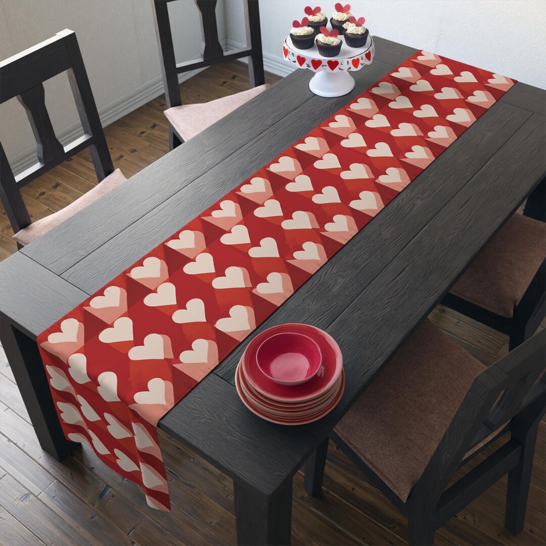 Red Heart Pattern Table Runner, Valentines Day Table Decor - Etsy