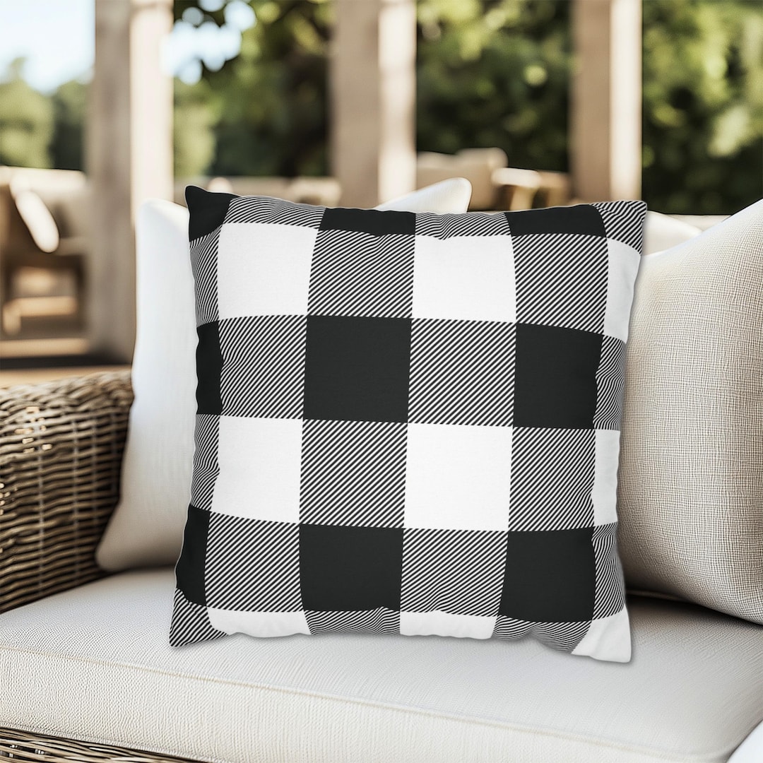 Buffalo Plaid Black White Gingham Plaid Check Decorative Throw