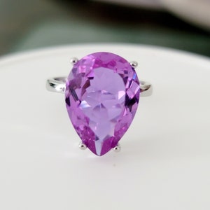 Pear Cut Alexandrite Color Changing S925 Sterling Silver Ring