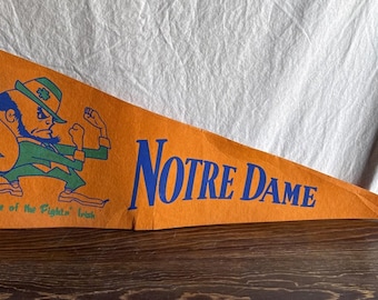 Banderín de fútbol americano vintage de Notre Dame de la NCAA Fighting Irish