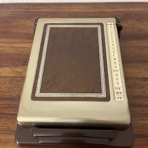 Bates List Finder Flip Model Directory Address Memo Ohone Book Brown Vintage