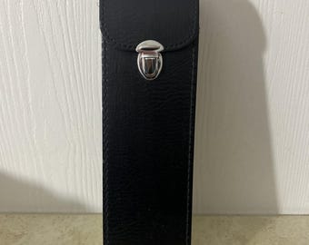 Estuche rígido vintage para micrófono Eumig, color negro y rojo, interior limpio, 12 pulgadas.