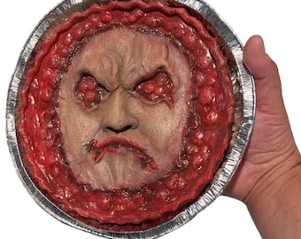 Rubber FAKE CHERRY PIE In Face Gory Scary Zombie Bloody Prop Halloween Decor Gag Joker Joke Tin Halloween Decoration