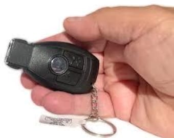 Retro SHOCKING CAR KEY Fob Shocks Electric Fake Auto Chain Gag Funny Prank Remote Joke Funny Gift Harmless
