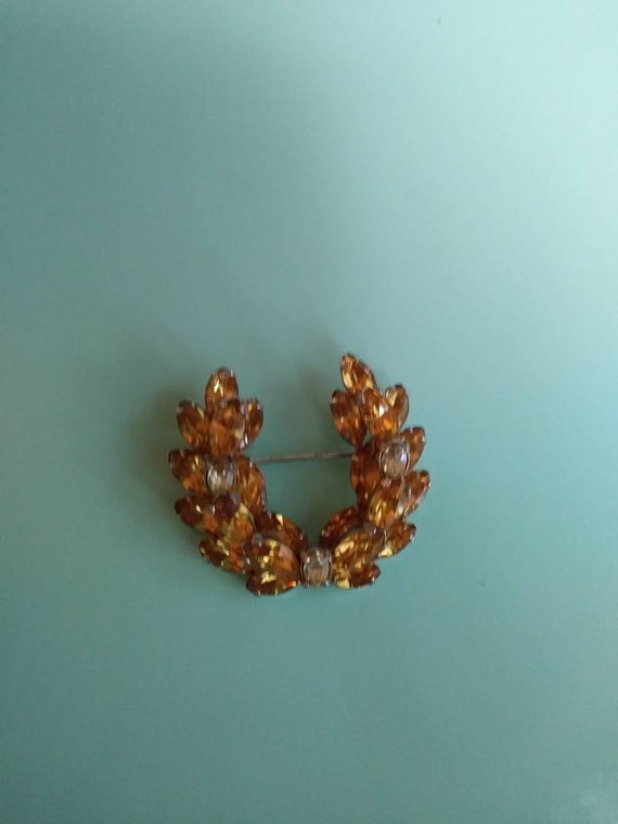 Vintage Amber Colored Rhinestone Brooch - image 4