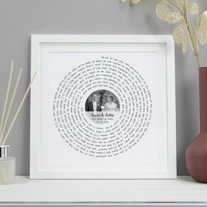 Impresión de letras de canciones personalizadas con foto / Regalo de disco de vinilo personalizado / Recuerdo de boda o aniversario / Decoración única para el hogar / VA003