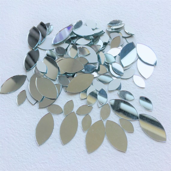 150pcs Drop Shape Mirror Mosaic Tiles Small Tear Drop Mirror Mini Craft  Mirror Drop Glass Mirror Tile DIY Mini Size Mirror Teardrop Shaped Craft