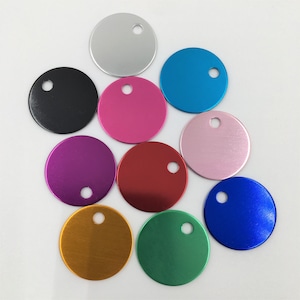 Bunte Runde eloxierte Aluminium Stanzrohlinge Scheiben für Haustiere Anhänger (10er Pack)