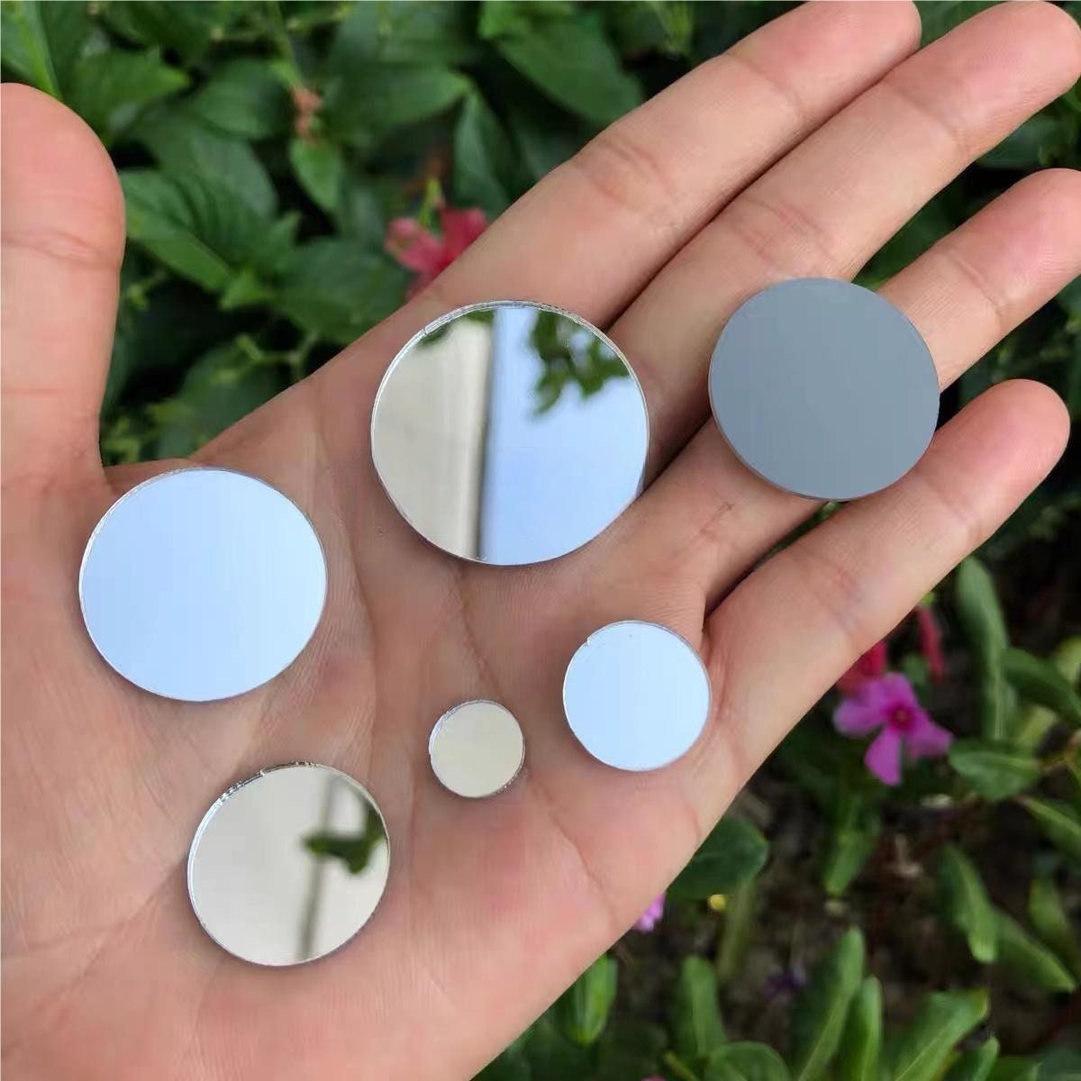 200 Pcs Petal Shape Assorted Mirror Mosaic Tile Craft Mirror 