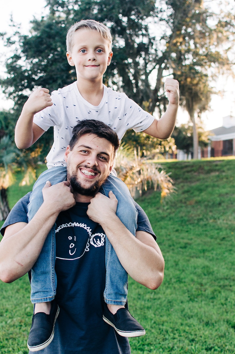 Children's Drawing T Shirt - Daddy T-shirt - Dad Personalised Tee - Childs Own Drawing - Adult Unisex Top - Fathers Day Gift