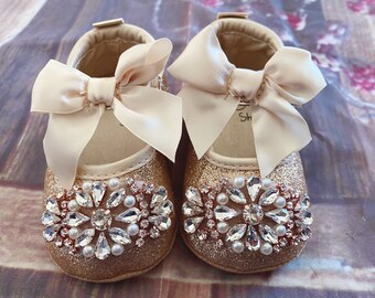 baby girl crib sneakers