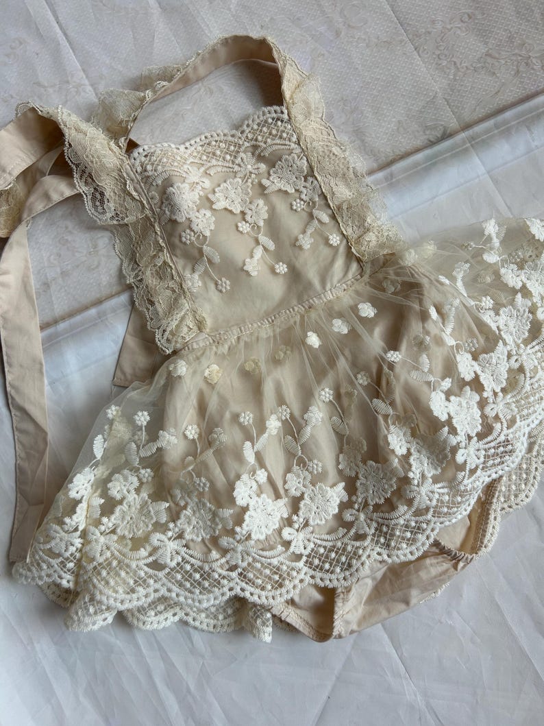 Vintage Lace Ruffle Romper: Newborn Photo Prop Outfit - Etsy