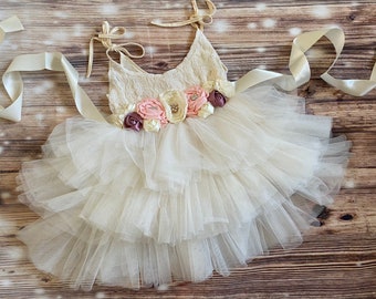 Ivory tulle Flower girl dress, 1ers birthday dress, Lace top,Baby  toddler dress,tulle tutu flower girl dress, holiday dress