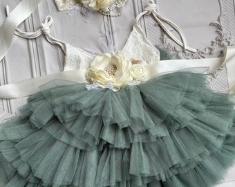Sage green  Flower girl dress,  Lace top,Baby  toddler dress,tulle tutu flower girl dress, 1ers Birthday dress