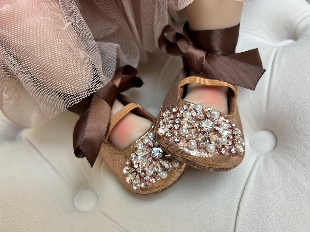 Rose Pattern Baby Girl Shoes with Ribbon Lace