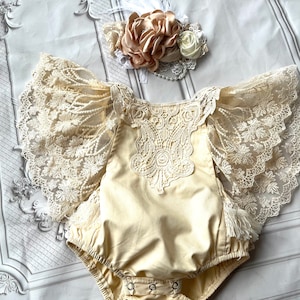 Vintage Ruffle Romper - Tutu Baby Dress Baby Girl Rompers Baby Lace Outfit New Baby Gift - Birthday outfit, photo prop baby outfit