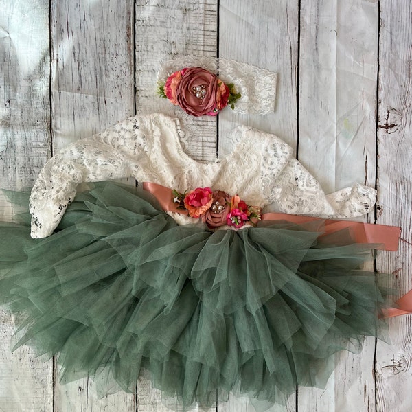 Sage green flower girl dress,  Lace tulle dress , 1er Birthday dress,  toddler dress,tulle tutu flower girl dress,flower belt  sash