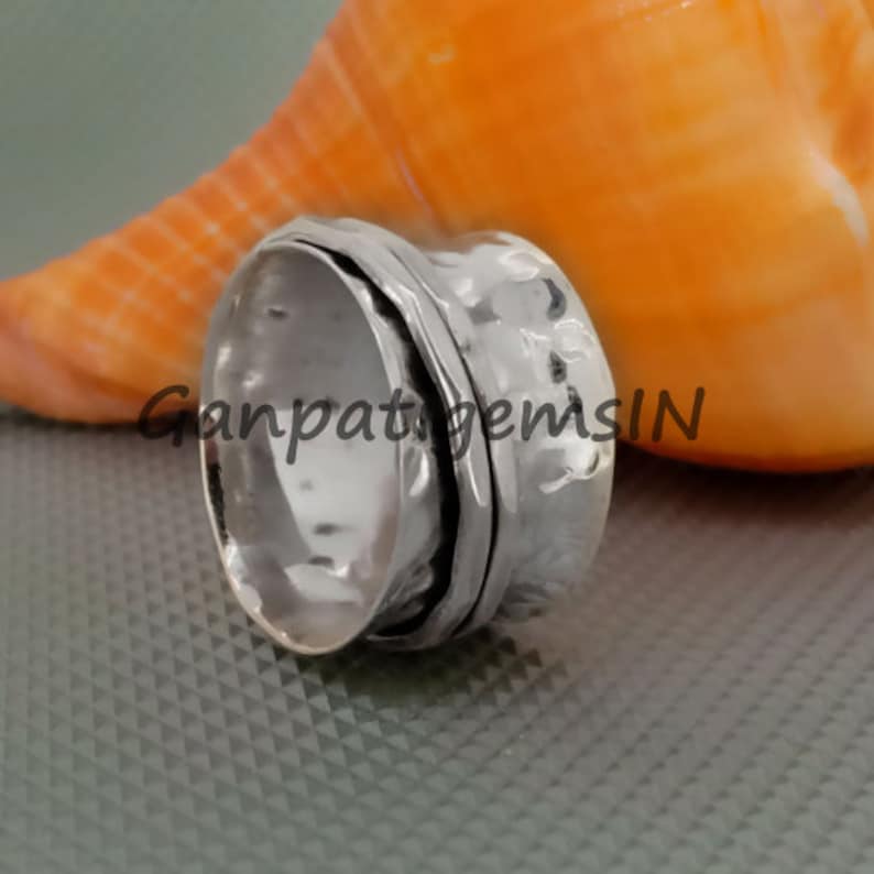 Spinner Ring Woman Hammered Silver Spinner Style Ring Sterling Silver Spinner Ring Spinner Ring for Woman Spinner Spinner Ring