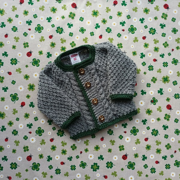 Trachtenjacke grau grün Pullover Junge Janker Taufkleidung Babyparty Hochzeit Kindergeburstag Zopfmuster Taufe Strickjacke Taufgeschenk