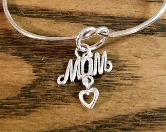 Silver MOM Bracelet, Mom Silver Knot Bracelet, Mom Charm Bracelet, Gifts for Mom, Mom Gift, Mom Jewelry, Mom Christmas Gift, Cuff Bracelet