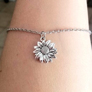 Silver Sunflower Anklet, Sunflower Charm Anklet, Silver Anklet, Flower Anklet, Women's Anklet, Anklet for Teens, Sunflowers, Summer Jewelry
