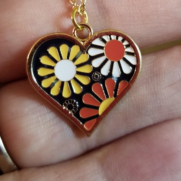 Retro Daisy Necklace, Colorful Enamel Daisy Pendant, Women's Necklace, Flower Heart Necklace, Gold Necklace, Bohemian, Hippie, Flower Power