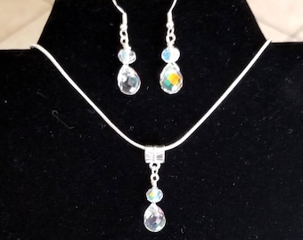 Teardrop Crystal Necklace Set, Crystal Necklace and Earrings, Mother of the Bride Jewelry, Wedding, Bridal Jewelry Set, Formal Jewelry Set