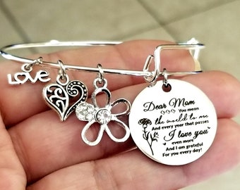 Mom Bracelet, Mom Jewelry, Mom Charm Bracelet, Mom Gift from Son, Mom Gift from Daughter, Mother of the Bride Gift, Mom Bracelet for Wedding
