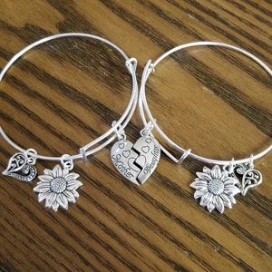 Mom Daughter Bracelet Set, Mother Daughter Bracelets, Mom & Daughter Bracelets, Matching Bracelets, Mom Daughter Jewelry, Daughter Gift