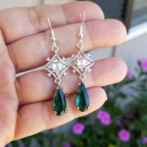 Sterling Silver Emerald Earrings, Art Deco Emerald Earrings, Emerald Dangle Earrings, Green Gemstone Earrings, Emerald Jewelry, Emeralds