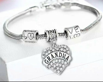 OMA armband, oma sieraden, oma cadeau, oma, mimi, kerstcadeau voor oma, oma bedelarmband, cadeau voor oma