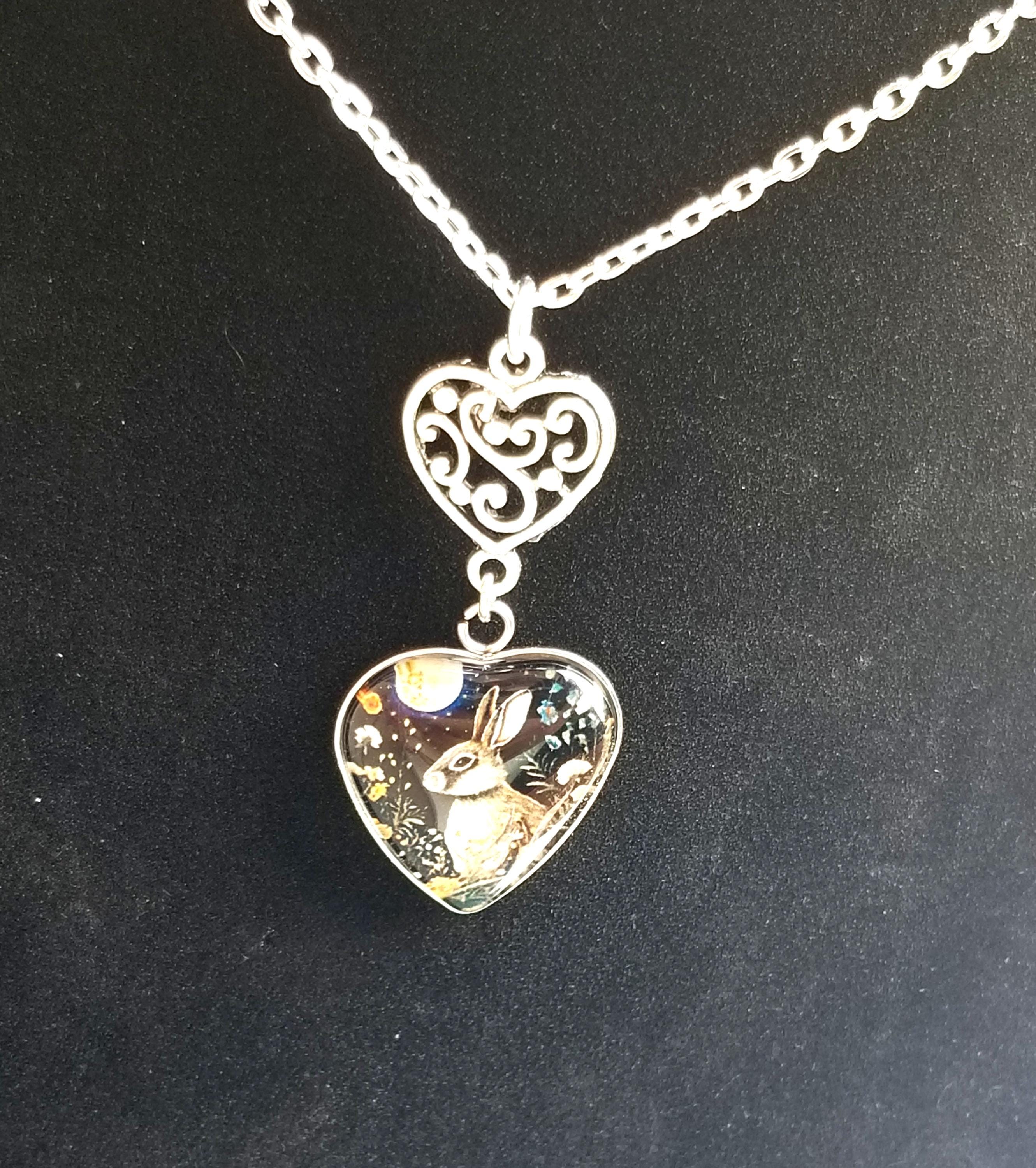 Ciondolo a forma di luna con coniglietto: collana in argento sterling bicolore con coniglio - Italia