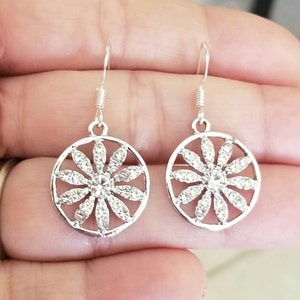 Sterling Silver Crystal Flower Earrings, Flower Dangle Earrings, Daisy Earrings, Daisy Jewelry, Bridal Jewelry, Wedding, Bridesmaid Jewelry