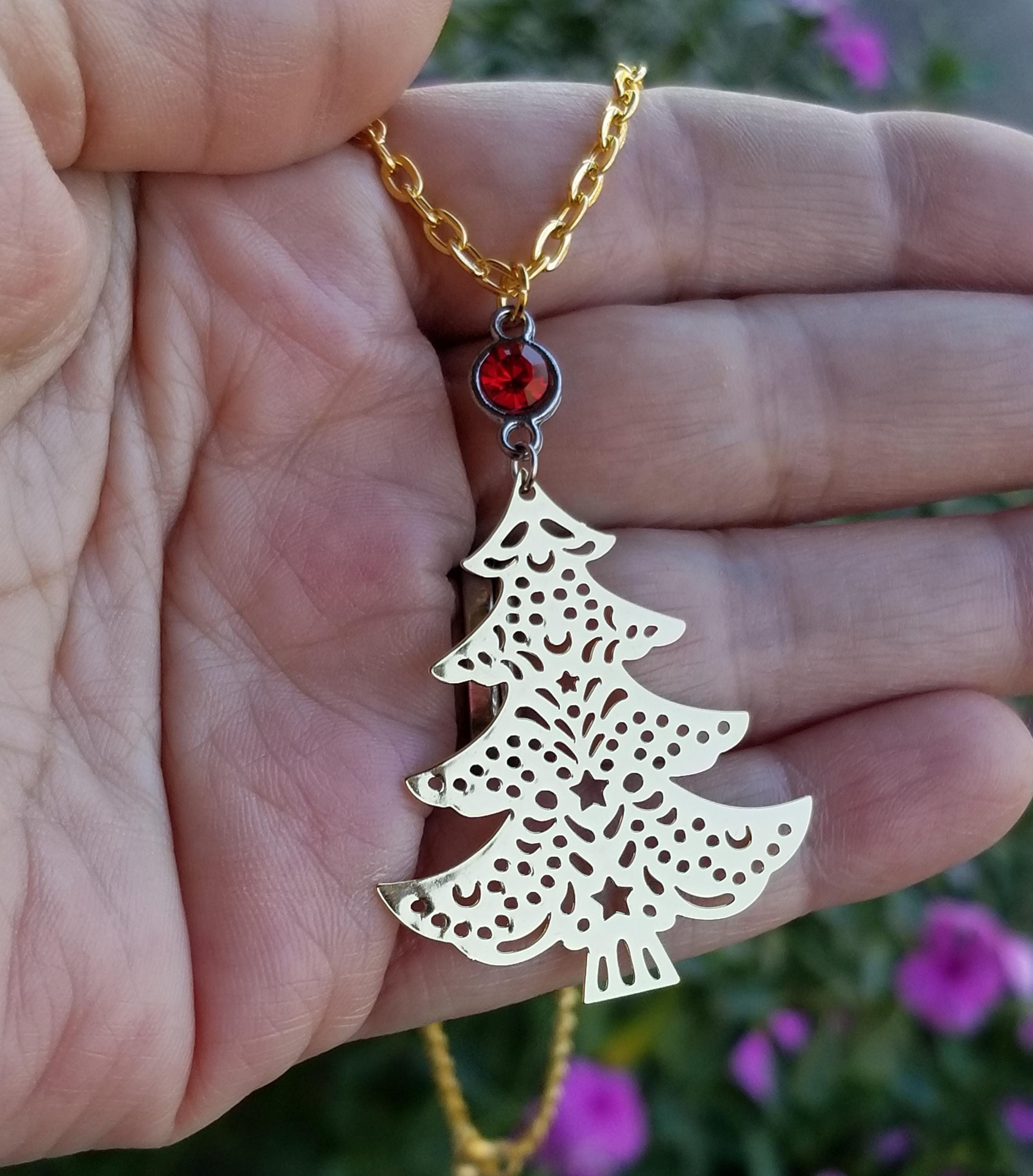 Christmas Tree Necklace, Holiday Necklace, Christmas Necklace