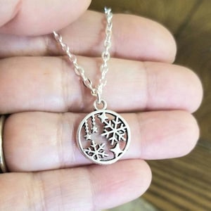 Collana con fiocco di neve in argento, gioielli con fiocco di neve, collana natalizia, gioielli invernali, ciondolo con fiocco di neve, gioielli natalizi, regali per Babbo Natale segreto