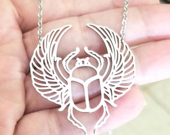 Collar con colgante de escarabajo alado grande, escarabajo egipcio, símbolo egipcio, collar de escarabajo volador, colgante de amuleto egipcio, insecto, bicho