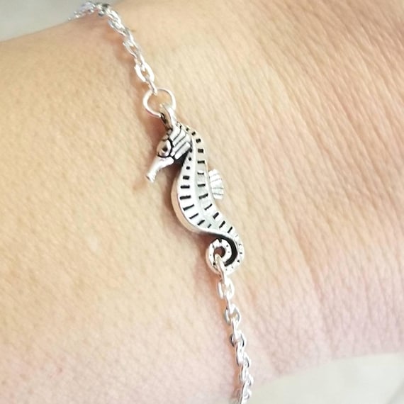 Braccialetto con ciondolo a forma di cavalluccio in lega, Bracciale