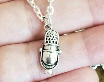 Silver Retro Microphone Necklace, Microphone Pendant, Vintage Microphone, Musician, Musician Necklace, Singer Gift, Music Jewelry