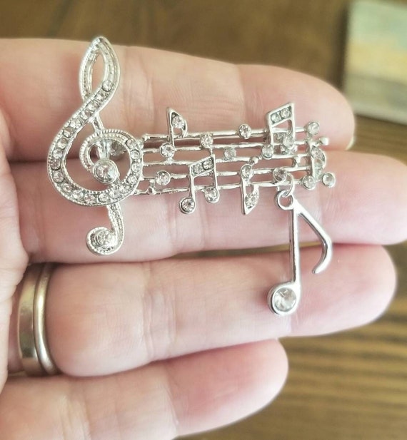 Broche Vintage Note De Musique En Métal Argenté - Occasion