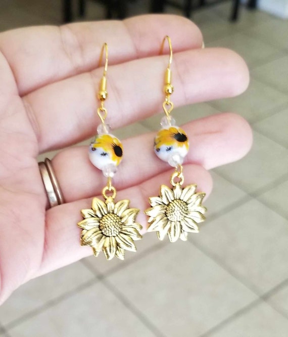Gold Sunflower Earrings Sunflower Dangle Earrings Women s Earrings Gold Dangle Earrings Gold Earrings Flower Jewelry Sunflowers Etsy Canada