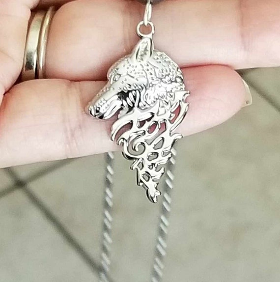 Bijoux Viking Collier Pendentif Homme Tête De Loup : Pendentif Viking à Découvrir Pendentif Chien Loup Bijoux Viking Collier Pendentif Homme Tête De Loup : Pendentif Viking à Découvrir Pendentif Chien Loup