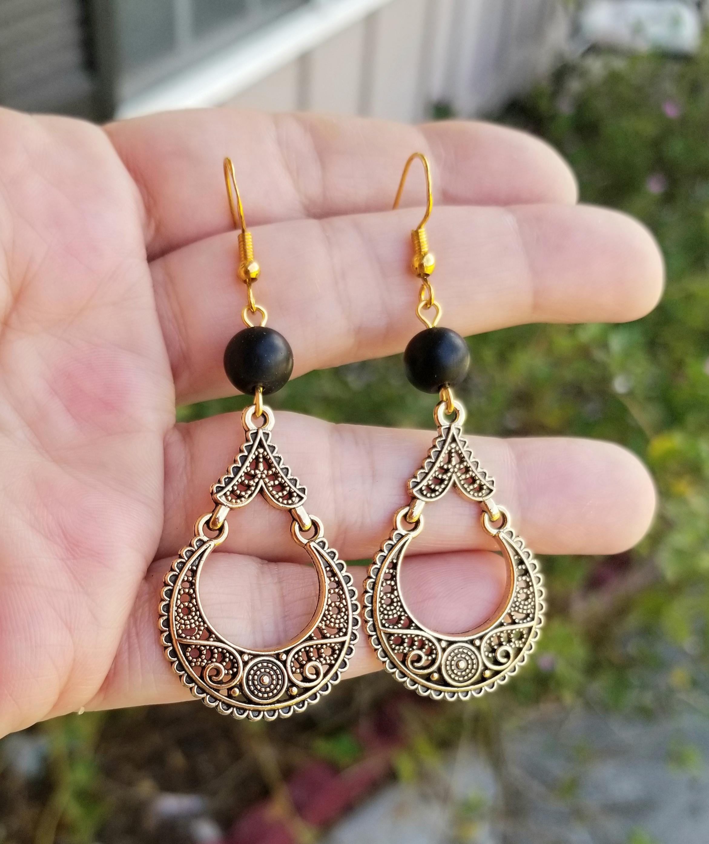 YERTTER Gold Boho Long Fake Feather Tassel Earrings Vintage Drop Flower Dangle Bohemian Earrings Feather Tassel Dangle Ethnic Style Statement Earrings Earrings Gift For Women (Black