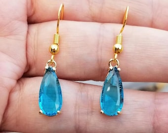14k Gold Topaz Dangle Earrings, Swiss Blue Topaz Teardrop Earrings, Topaz Earrings, December Birthstone Earrings, Blue Topaz Jewelry