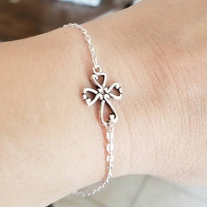 Cross Bracelet, Silver Cross Bracelet, Cross Bracelet for Women, Cross Jewelry, Religious Jewelry, Silver Chain Bracelets, Dainty Cross