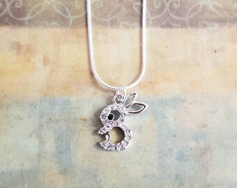 Orecchini a forma di coniglietto in argento sterling: moissanite