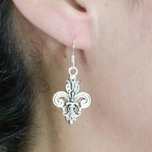 Sterling Silver Fleur de Lis Earrings, Fleur de Lis Jewelry, Silver Dangle Earrings, Womens Earrings, French Flower Earrings, New Orleans
